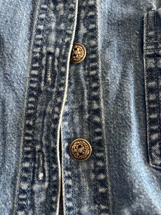 Bobbie Brooks Vintage Floral Embroidered Denim Button Up Shirt, Medium - Picture 6 of 7